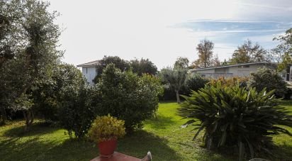 Farm 10 rooms of 400 m² in Arenzano (16011)