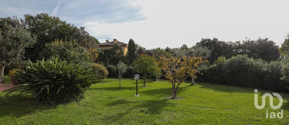 Farm 10 rooms of 400 m² in Arenzano (16011)