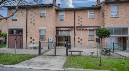 House 6 rooms of 143 m² in Jolanda di Savoia (44037)