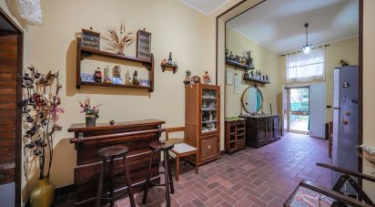 House 6 rooms of 143 m² in Jolanda di Savoia (44037)