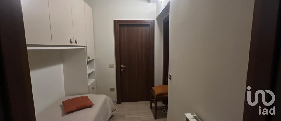 Casa indipendente 11 locali di 150 m² in Montottone (63843)