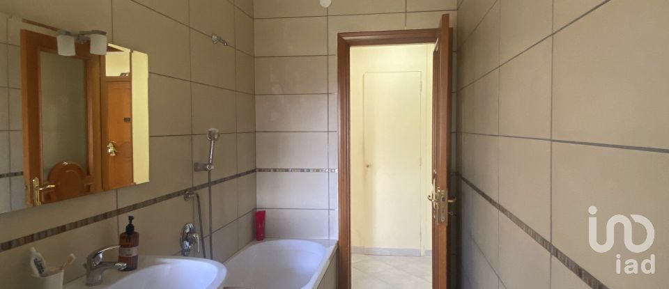 Trilocale di 76 m² a Casoria (80026)