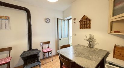 Four-room apartment of 70 m² in Bardineto (17057)