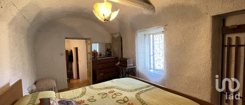 Four-room apartment of 70 m² in Bardineto (17057)