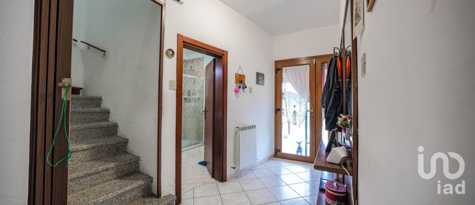 Casa 6 locali di 167 m² in Ostellato (44020)