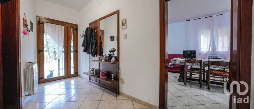 Casa 6 locali di 167 m² in Ostellato (44020)