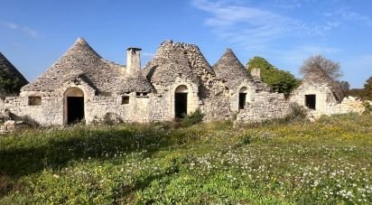 Trullo 13 locali di 200 m² in Cisternino (72014)