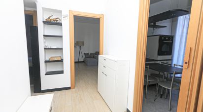 Three-room apartment of 82 m² in Genova (16149)