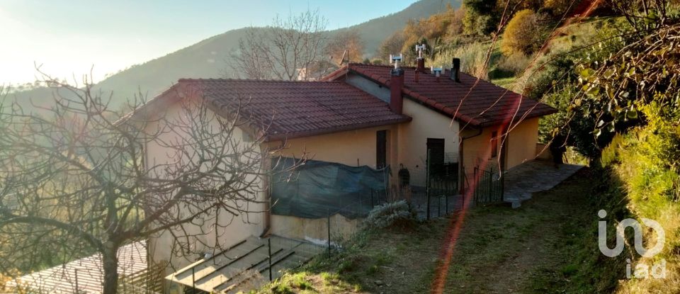 Apartment 0 rooms of 120 m² in Varazze (17019)