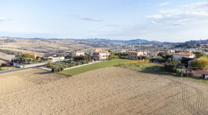 Terreno di 1.850 m² in Filottrano (60024)