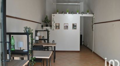 Shop / premises commercial of 39 m² in Roma (00178)