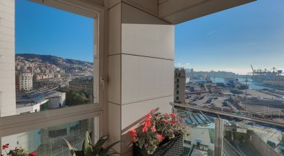 Apartment 6 rooms of 90 m² in Genova (16149)