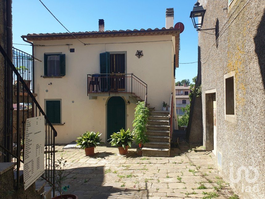 Quadrilocale di 90 m² a Scansano (58054)