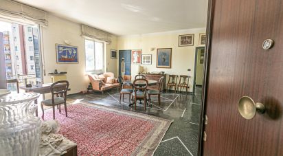 Trilocale di 86 m² a Genova (16144)