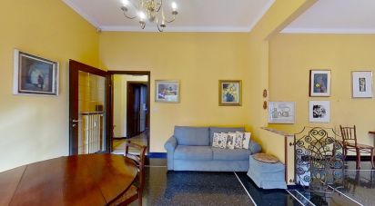 Three-room apartment of 136 m² in Genova (16146)