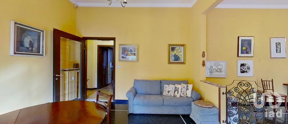 Three-room apartment of 136 m² in Genova (16146)