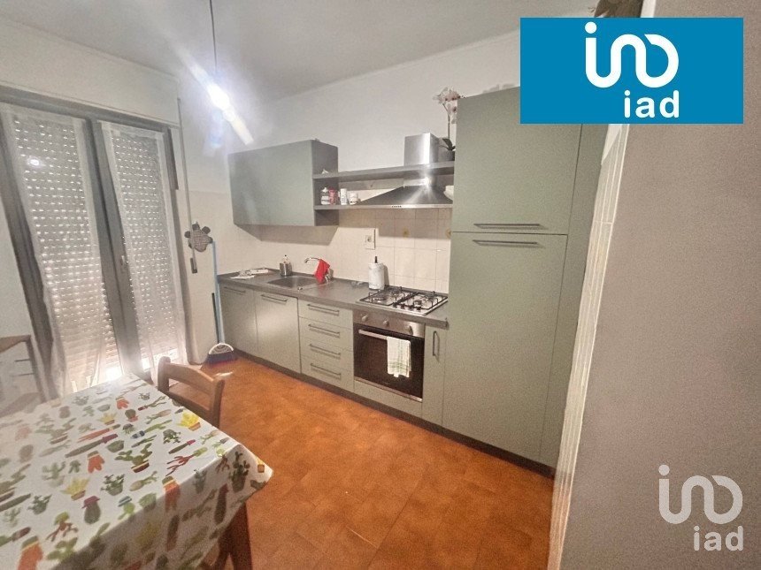 Appartamento 6 locali di 110 m² a Alessandria (15121)