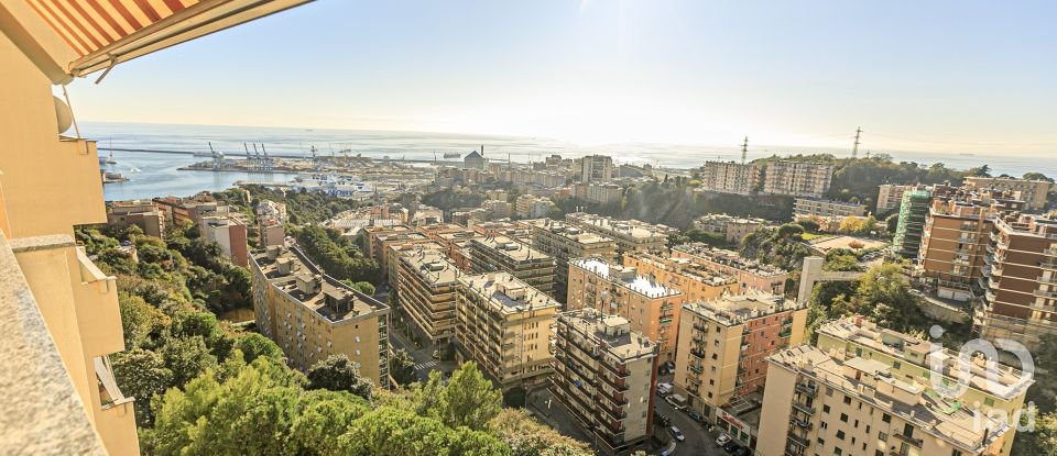 Appartamento 5 locali di 130 m² a Genova (16127)