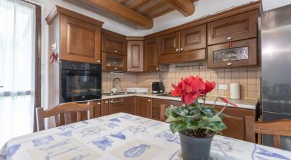 Three-room apartment of 78 m² in Osimo (60027)