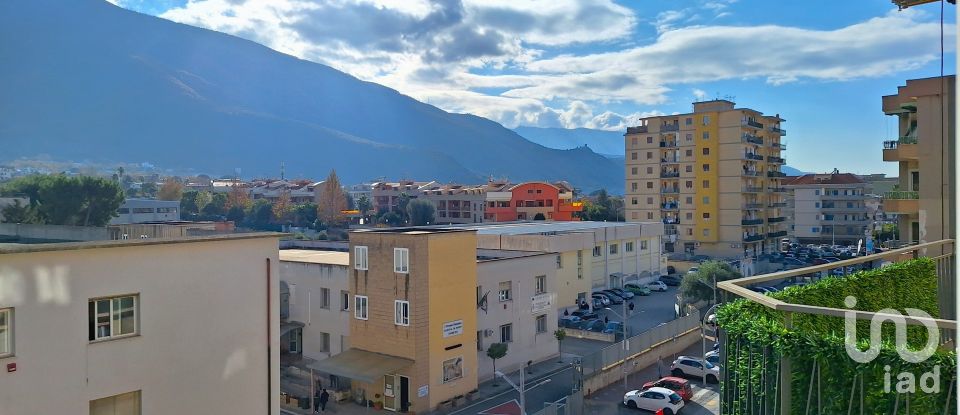 Apartment 5 rooms of 129 m² in Angri (84012)