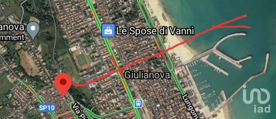 Shop / premises commercial of 400 m² in Giulianova (64021)