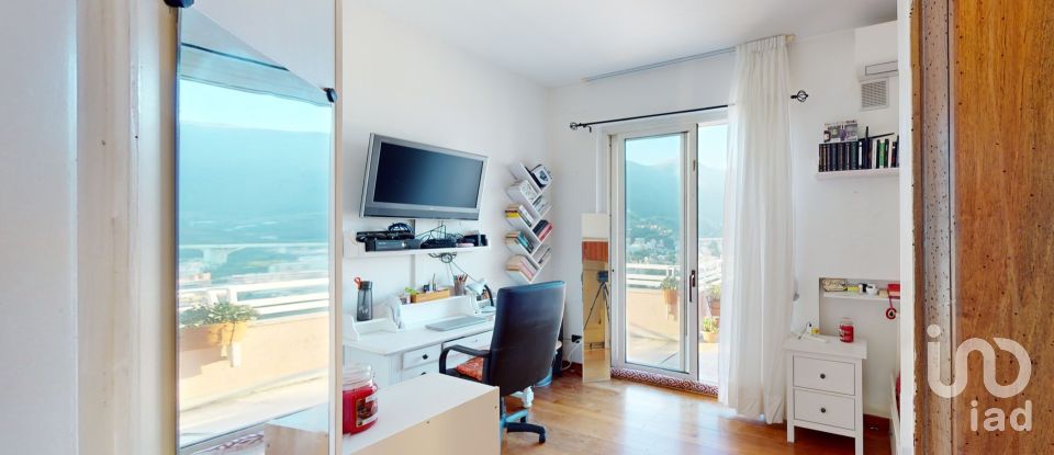 Loft 14 rooms of 250 m² in Arenzano (16011)