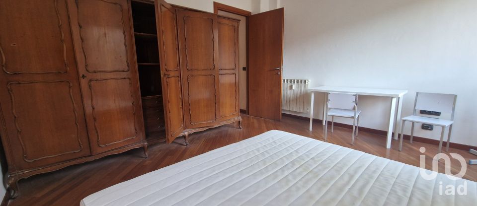 Quadrilocale di 70 m² a Genova (16133)