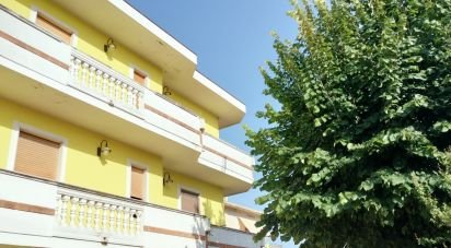 Apartment 7 rooms of 120 m² in Collecorvino (65010)