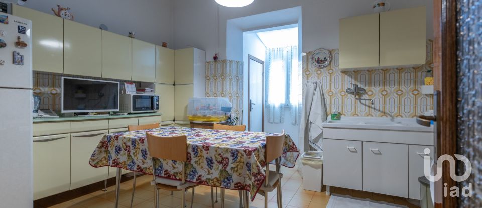 Trilocale di 80 m² a Ancona (60128)