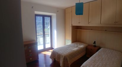 Appartamento 8 locali di 120 m² a Uscio (16030)