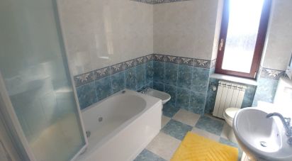 Appartamento 8 locali di 120 m² a Uscio (16030)