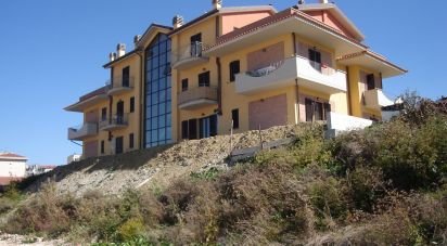 Apartment 10 rooms of 150 m² in Fabriano (60044)