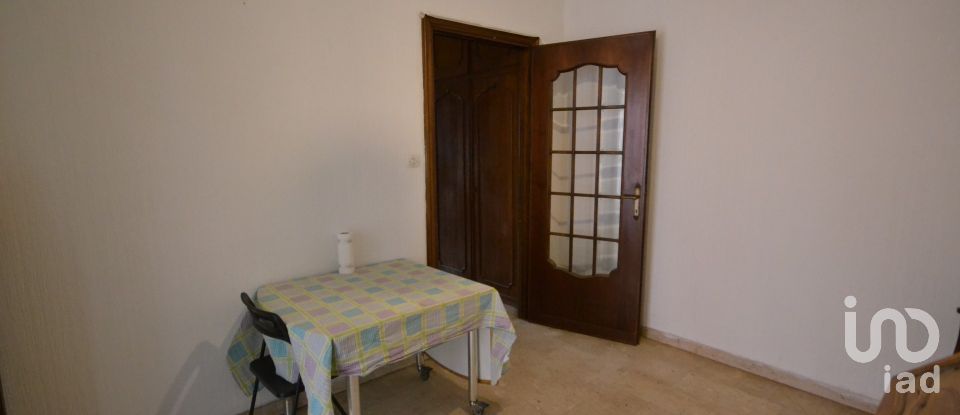 Four-room apartment of 97 m² in Genova (16137)