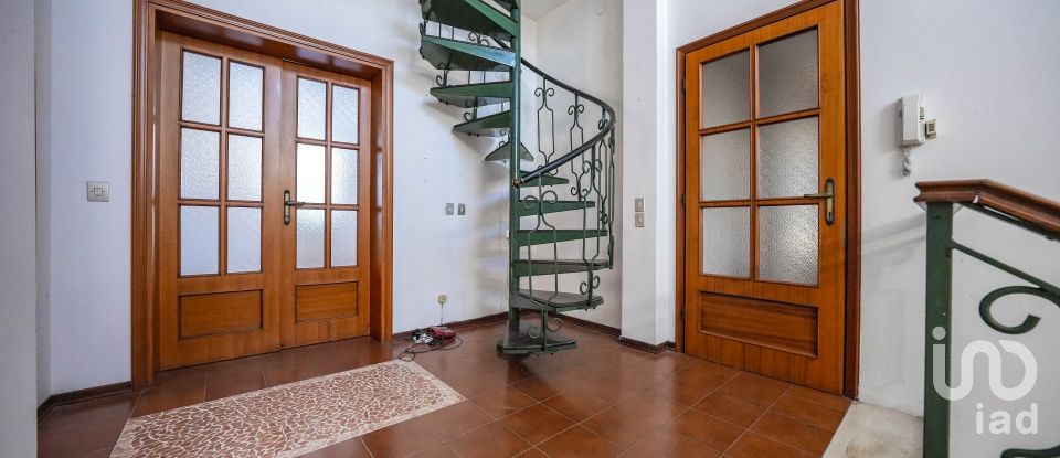 House 11 rooms of 400 m² in Migliarino (44027)