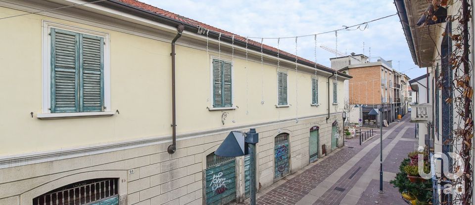 Bilocale di 65 m² a Seregno (20831)