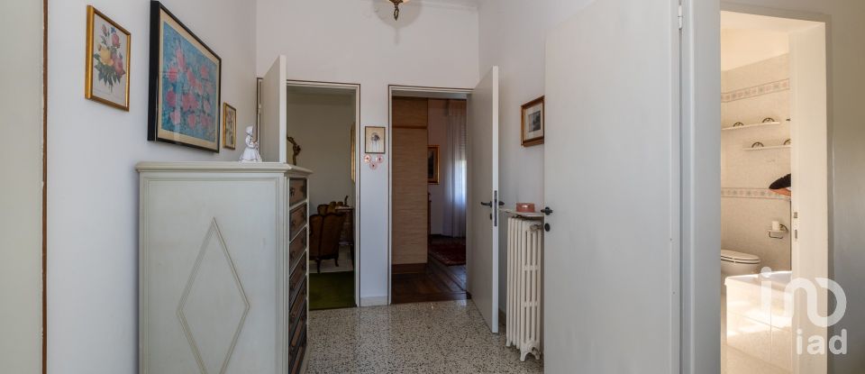 Town house 8 rooms of 330 m² in Casaloldo (46040)