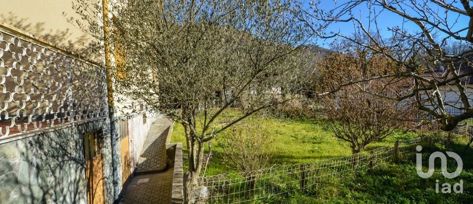 House 12 rooms of 280 m² in Millesimo (17017)