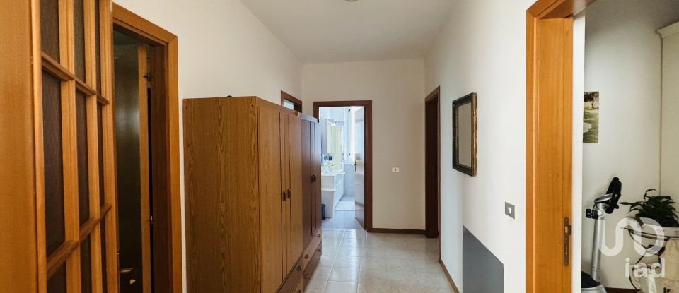 Villa 10 locali di 500 m² in Monsampolo del Tronto (63077)