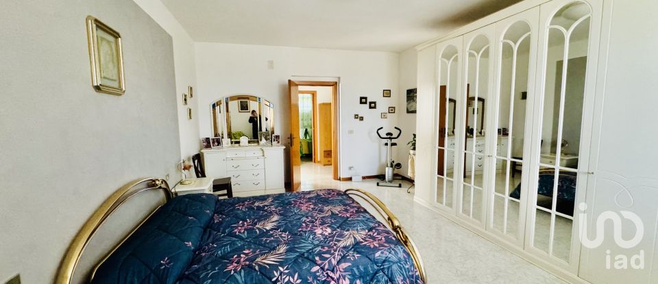 Villa 10 locali di 500 m² in Monsampolo del Tronto (63077)