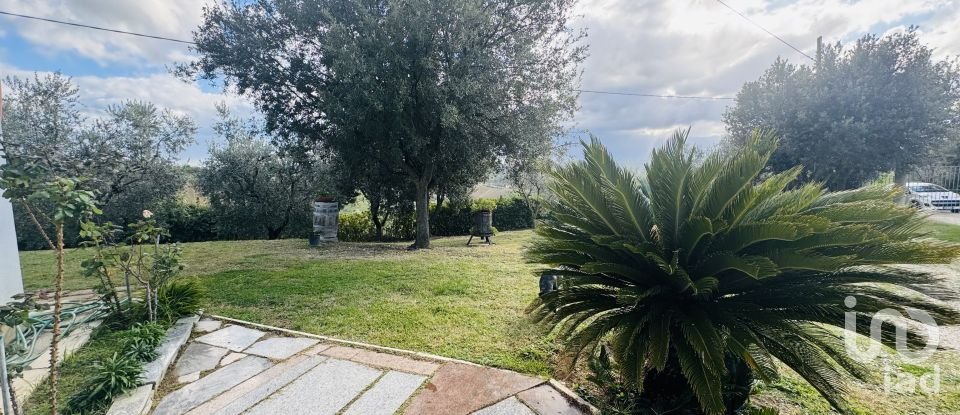 Villa 10 locali di 500 m² in Monsampolo del Tronto (63077)