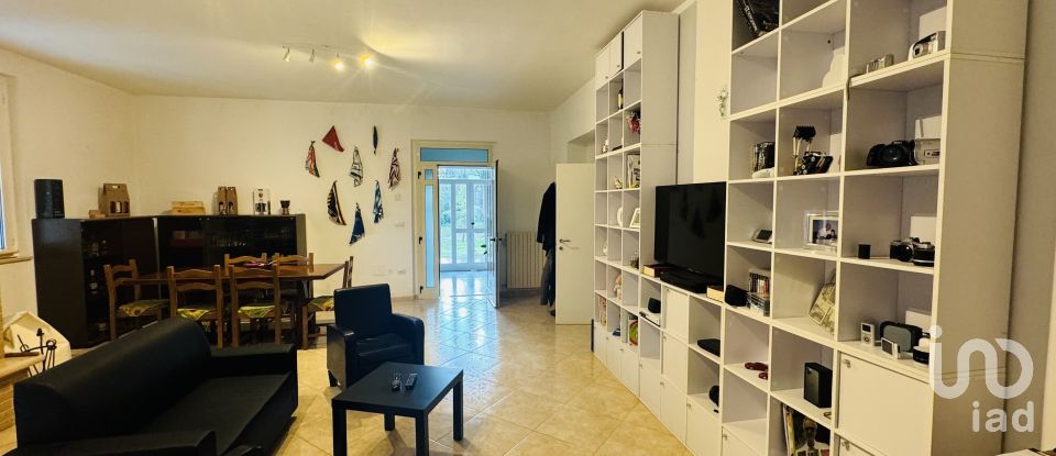 Villa 10 locali di 500 m² in Monsampolo del Tronto (63077)