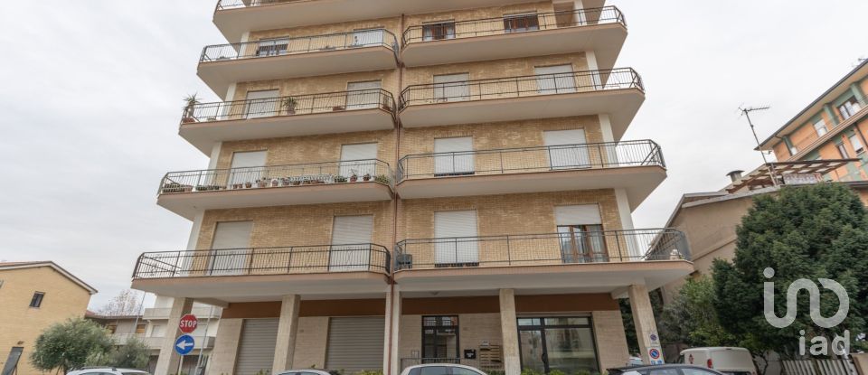 Three-room apartment of 114 m² in Porto Sant'Elpidio (63821)