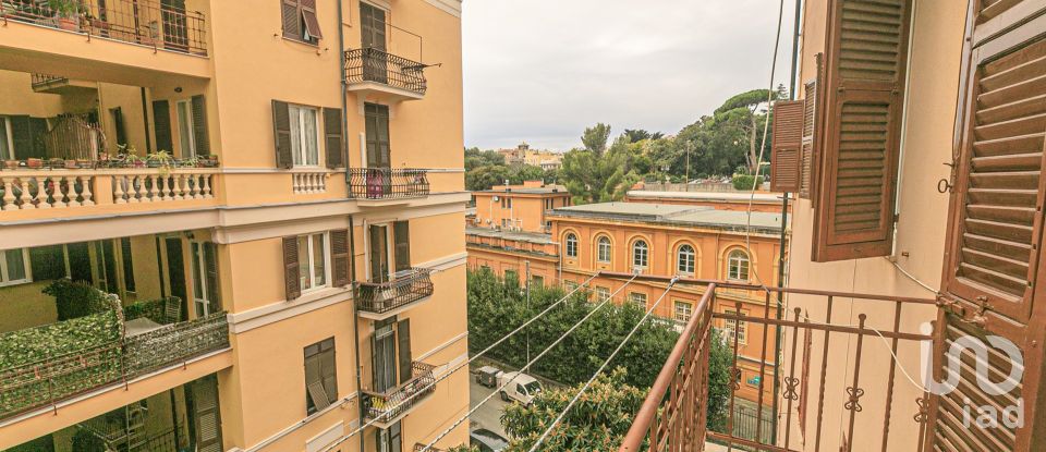 Appartamento 5 locali di 90 m² a Genova (16145)