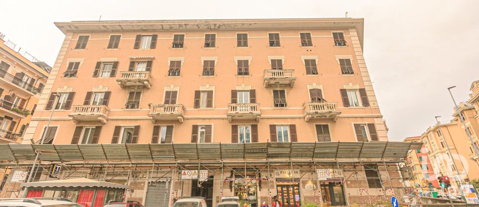 Appartamento 5 locali di 90 m² a Genova (16145)