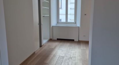 Appartamento 0 locali di 46 m² a Milano (20123)