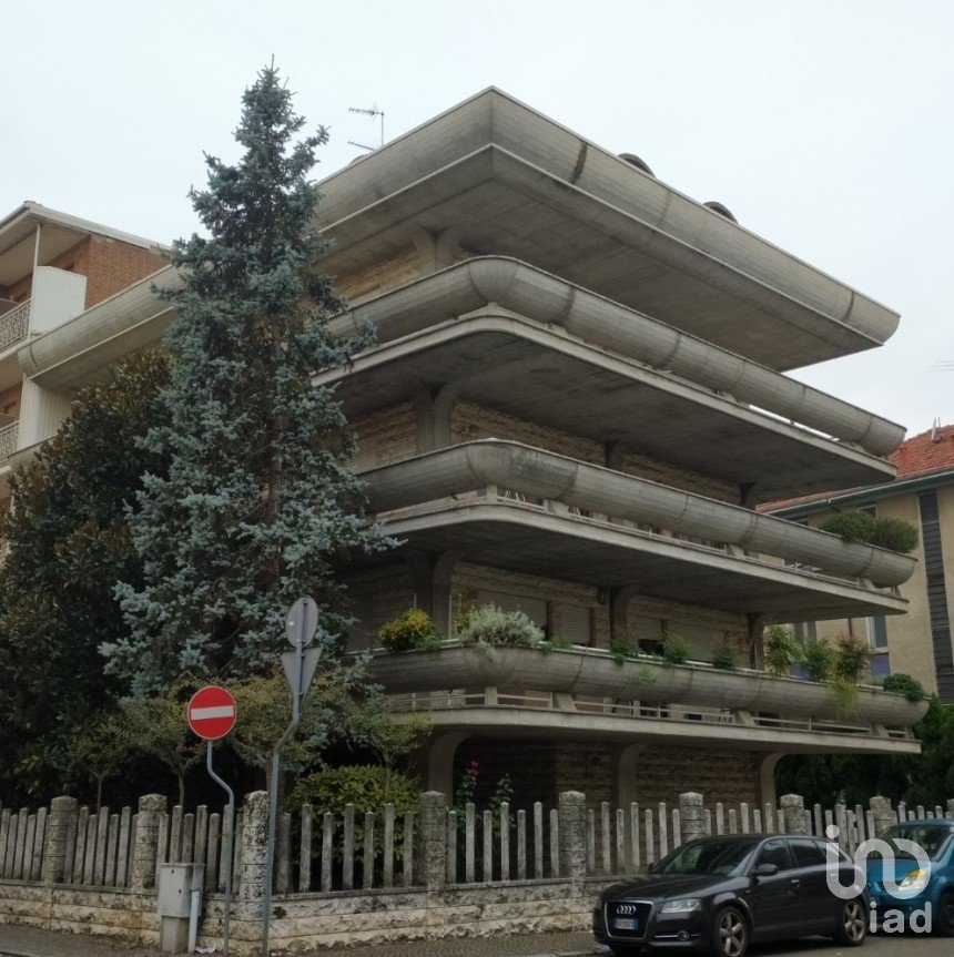 Appartamento 5 locali di 136 m² a Valenza (15048)