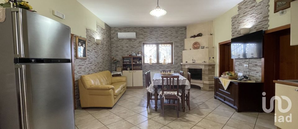 Casa 9 locali di 135 m² in Martina Franca (74015)