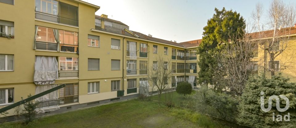 Three-room apartment of 79 m² in Torino (10156)