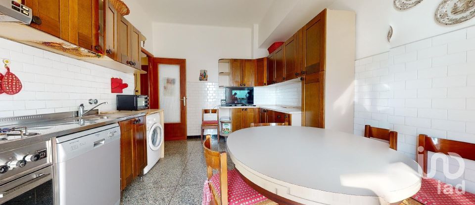 Appartamento 6 locali di 135 m² a Genova (16155)