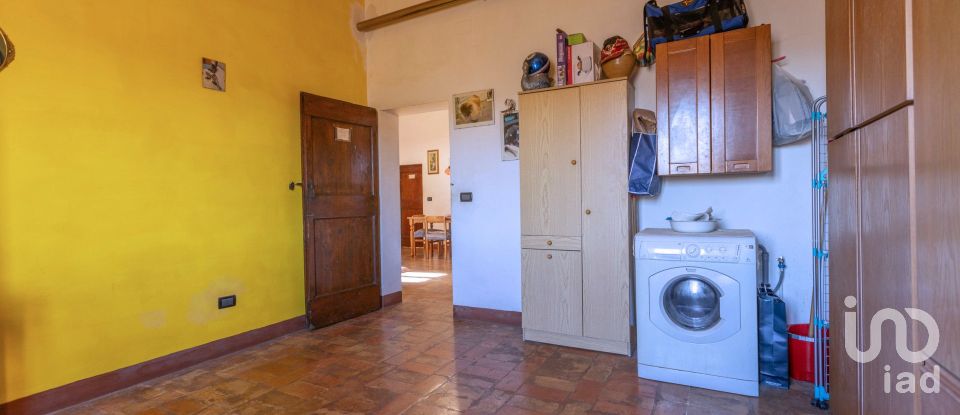 House 6 rooms of 110 m² in Osimo (60027)